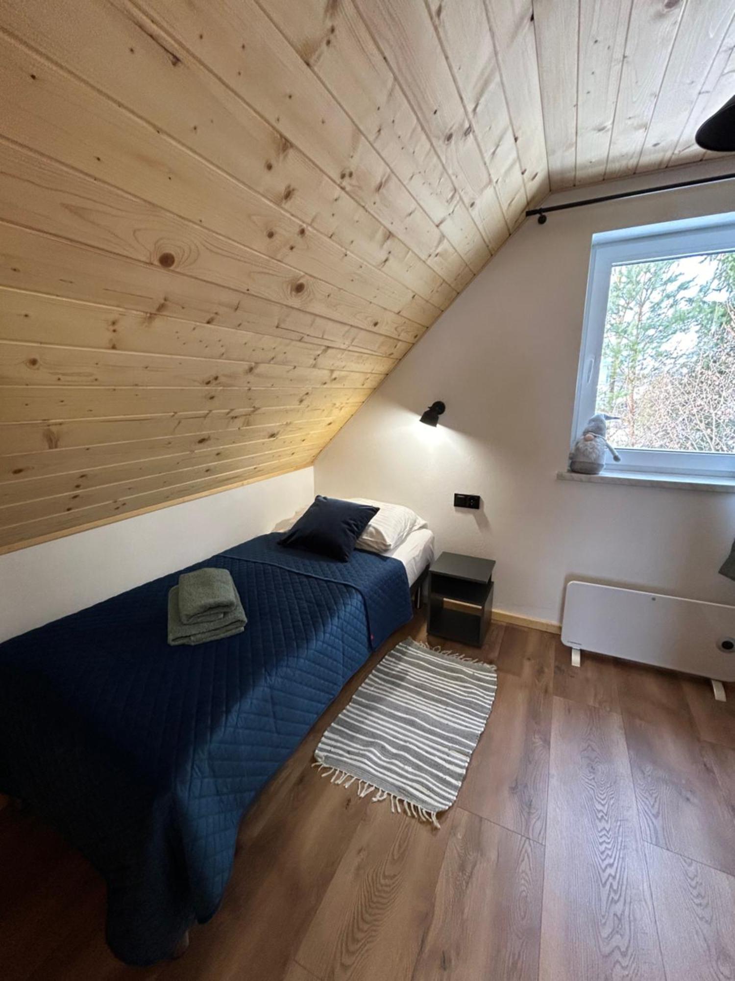 Cichata - Domek W Bieszczadach Czarna  Exteriör bild